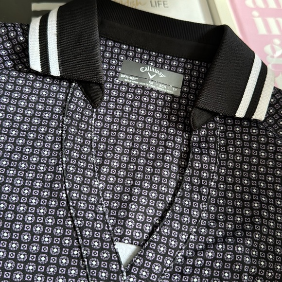 Callaway women XS polo top golf with no sleeves, only wore once. - Picture 3 of 5